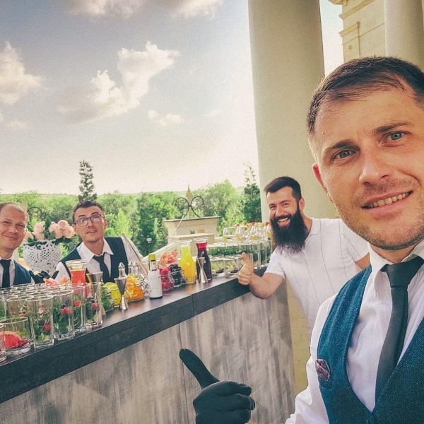 Bar mobil la o nuntă organizată la Grand Elysee în Chișinău
