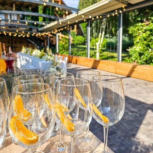 Curtea Moșului: cum este să organizezi o nuntă aici 5 Cocktailuri servite la un eveniment la Curtea Moșului