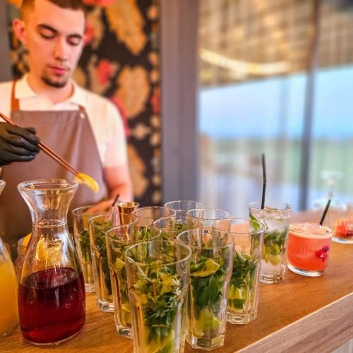 Epicrama – cum este o nuntă în aer liber 8 epicrama-cocktail-bar-nunta