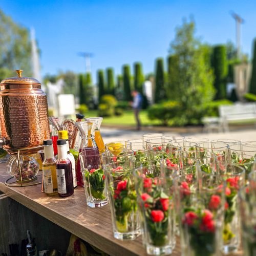Grand Elysee din Chișinău: cum arată locația și ce merită să știi 6 grand-elysee-cocktail-bar-intampinare-invitati
